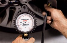 Ahorrando combustible con una correcta presión de los neumáticos